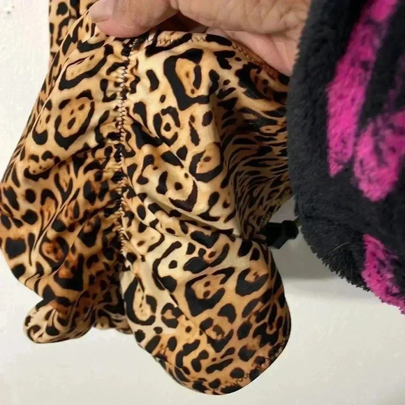 Victoria secret portofino crochet halter one piece - Picture 7 of 9